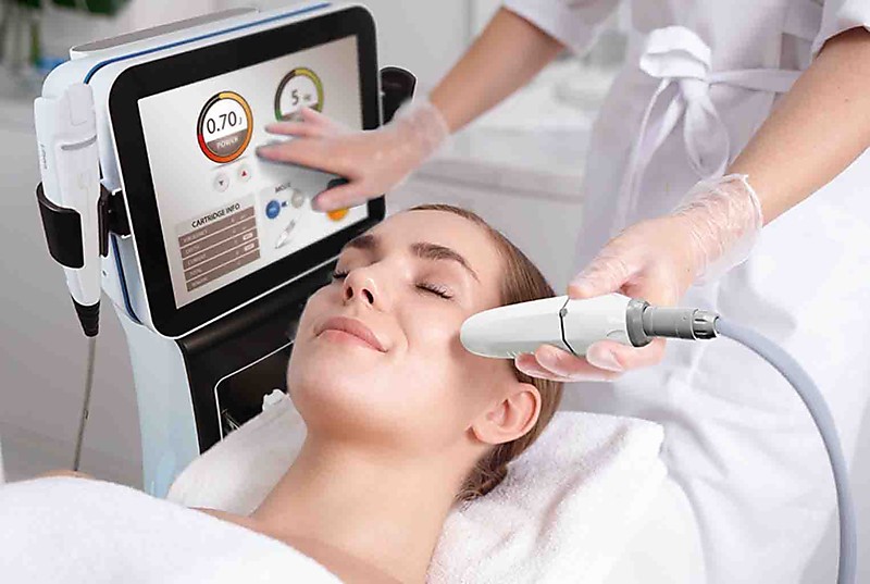 
    Массаж и подтяжка лица
  